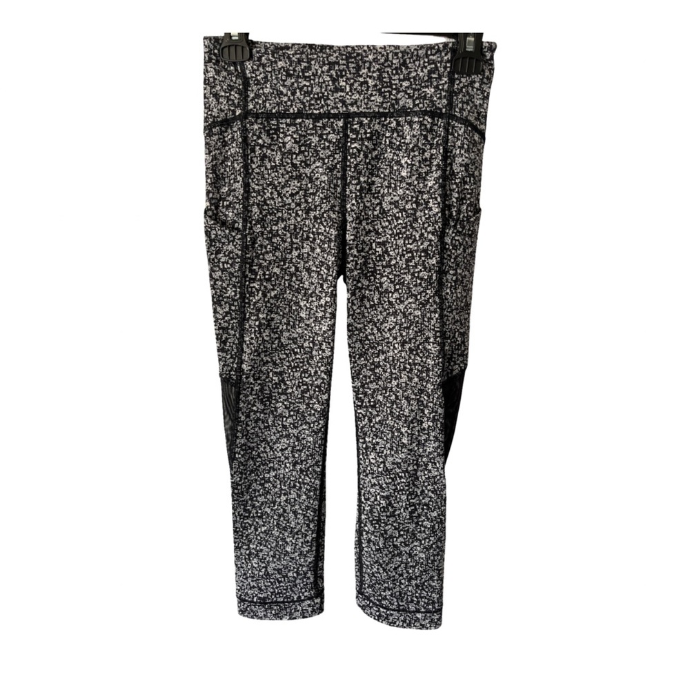 Lululemon Wunder Under Crop Leggings Mosaic Print with Mech Panels Size 6 EUC - Picture 1 of 9